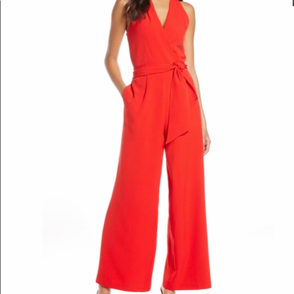 Julia Jordan
Surplice Sleeveless Wide Leg Jumpsuit